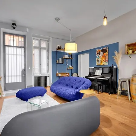 Bleu Du Maine - Elegant T3 Avec Terrasse
