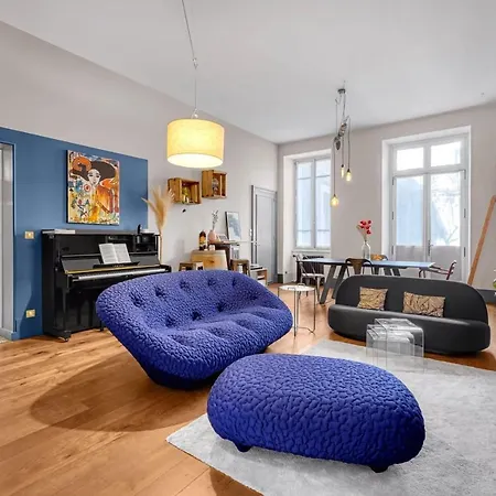 Bleu Du Maine - Elegant T3 Avec Terrasse *